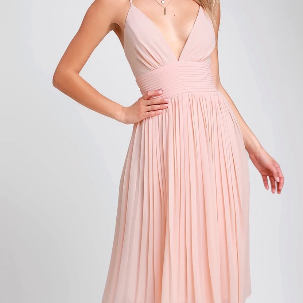 Lulu’s Love Me to the Moon blush midi dress - Size S
